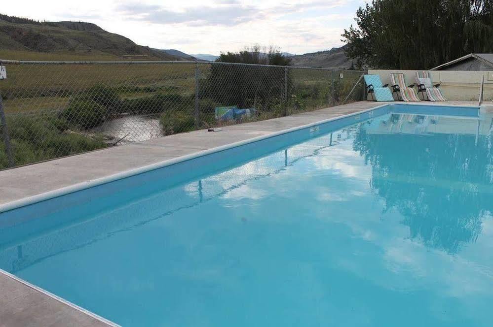 Sage Hills Motel Cache Creek Kültér fotó